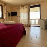 Residenza Domus Aurea Tropea- Vista Mare بيت ضيافة سانتا دومينيكا