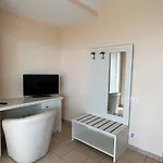 Maison d'hôtes Residenza Domus Aurea Tropea- Vista Mare 3*