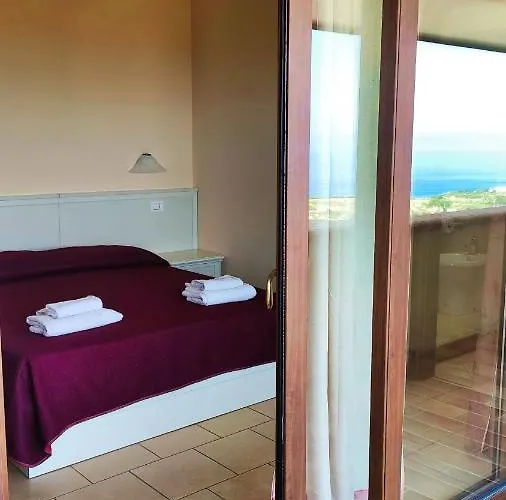 Casa de hóspedes Residenza Domus Aurea Tropea- Vista Mare 3*