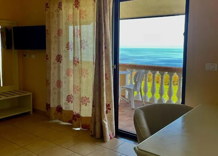 Πανσιόν Residenza Domus Aurea Tropea- Vista Mare Santa Domenica (Vibo Valentia)