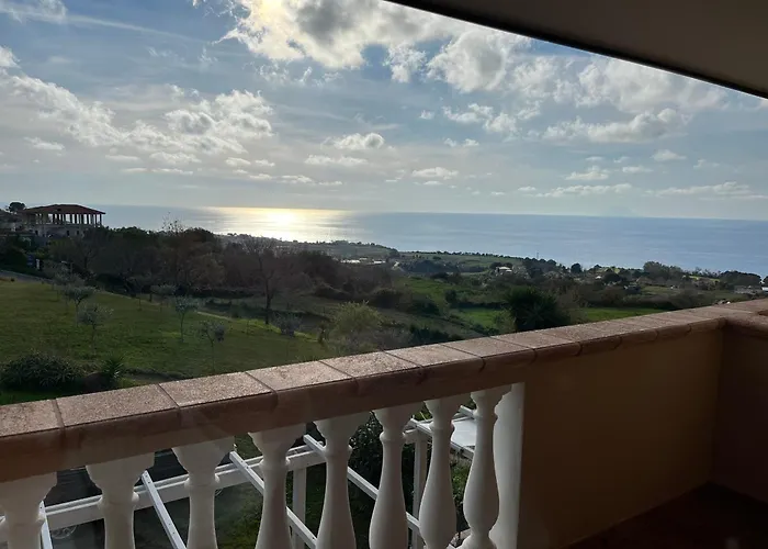 Residenza Domus Aurea Tropea- Vista Mare Πανσιόν Santa Domenica (Vibo Valentia)