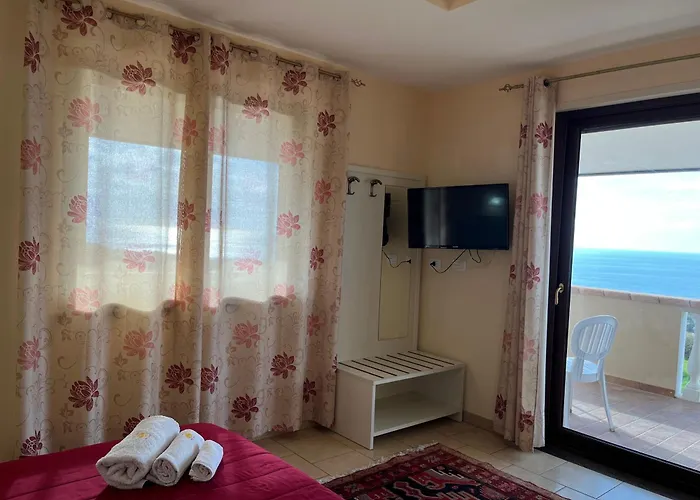 Residenza Domus Aurea Tropea- Vista Mare 3*