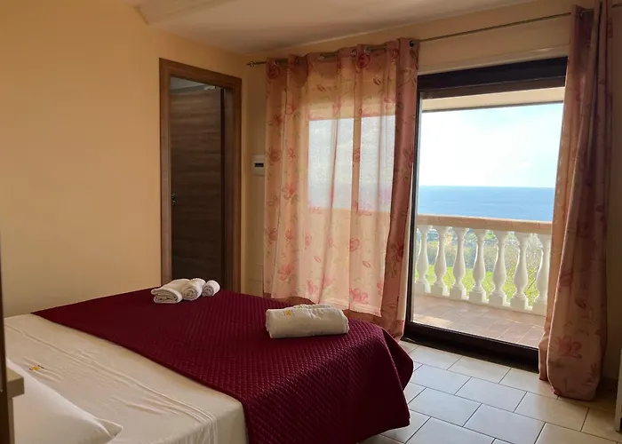 Residenza Domus Aurea Tropea- Vista Mare Santa Domenica (Vibo Valentia)