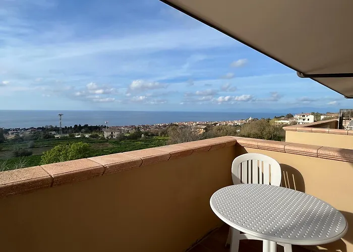 招待所 Residenza Domus Aurea Tropea- Vista Mare 3*